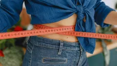 Jak se zbavit přebytečného tuku v pase: jednoduchý 10minutový trénink